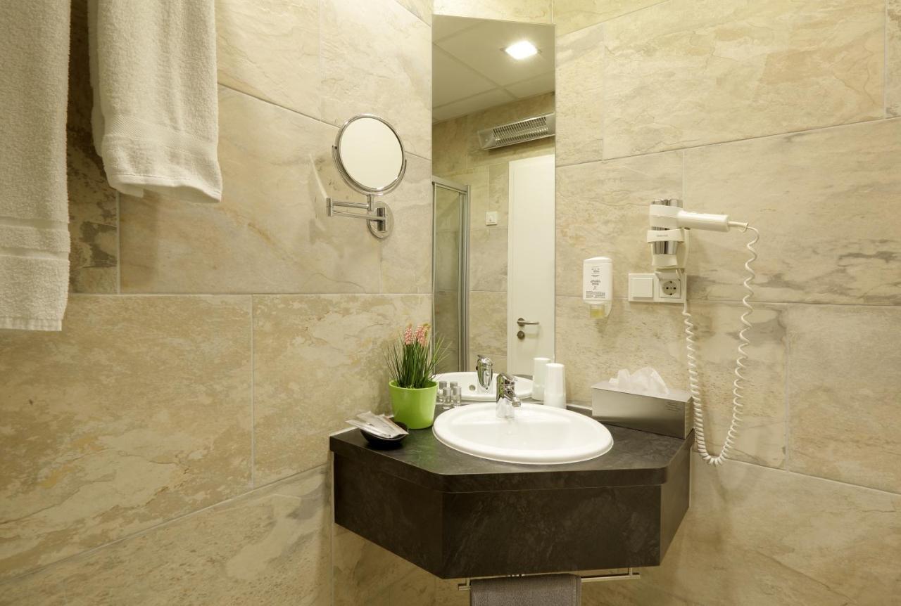 Grunder Gaestehaus Limbach  Экстерьер фото